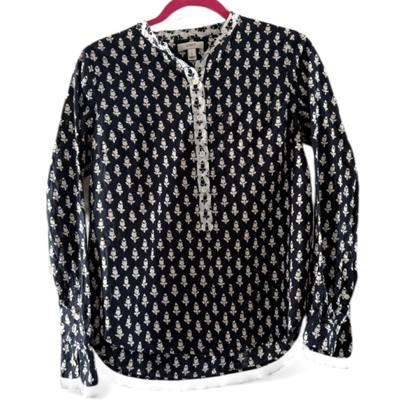 ❌Sold❌ J. Crew Black and White Thistle Print Popover - Picture 2 of 5